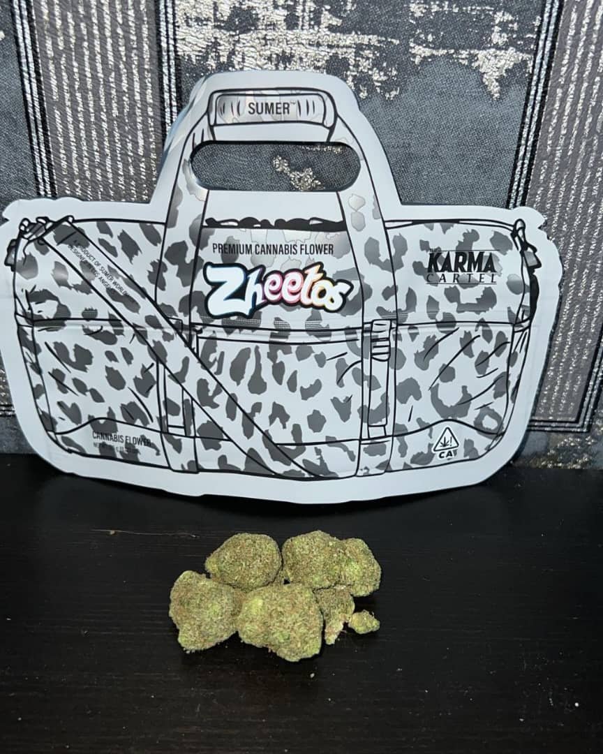 Zheetos Strain-silverlinemagicmushrooms Zheetos Strain-silverlinemagicmushrooms